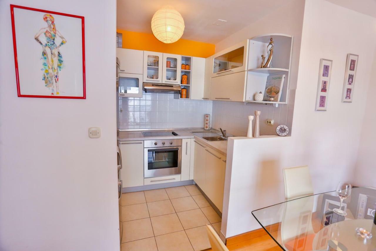Ibis Apartment Сплит Экстерьер фото