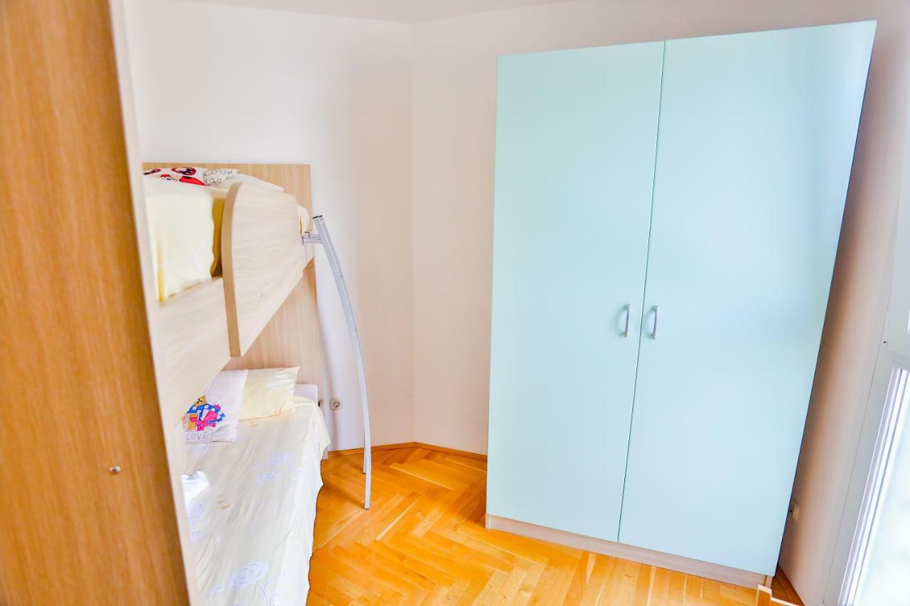 Ibis Apartment Сплит Экстерьер фото