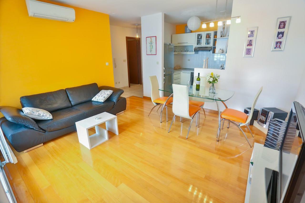 Ibis Apartment Сплит Экстерьер фото